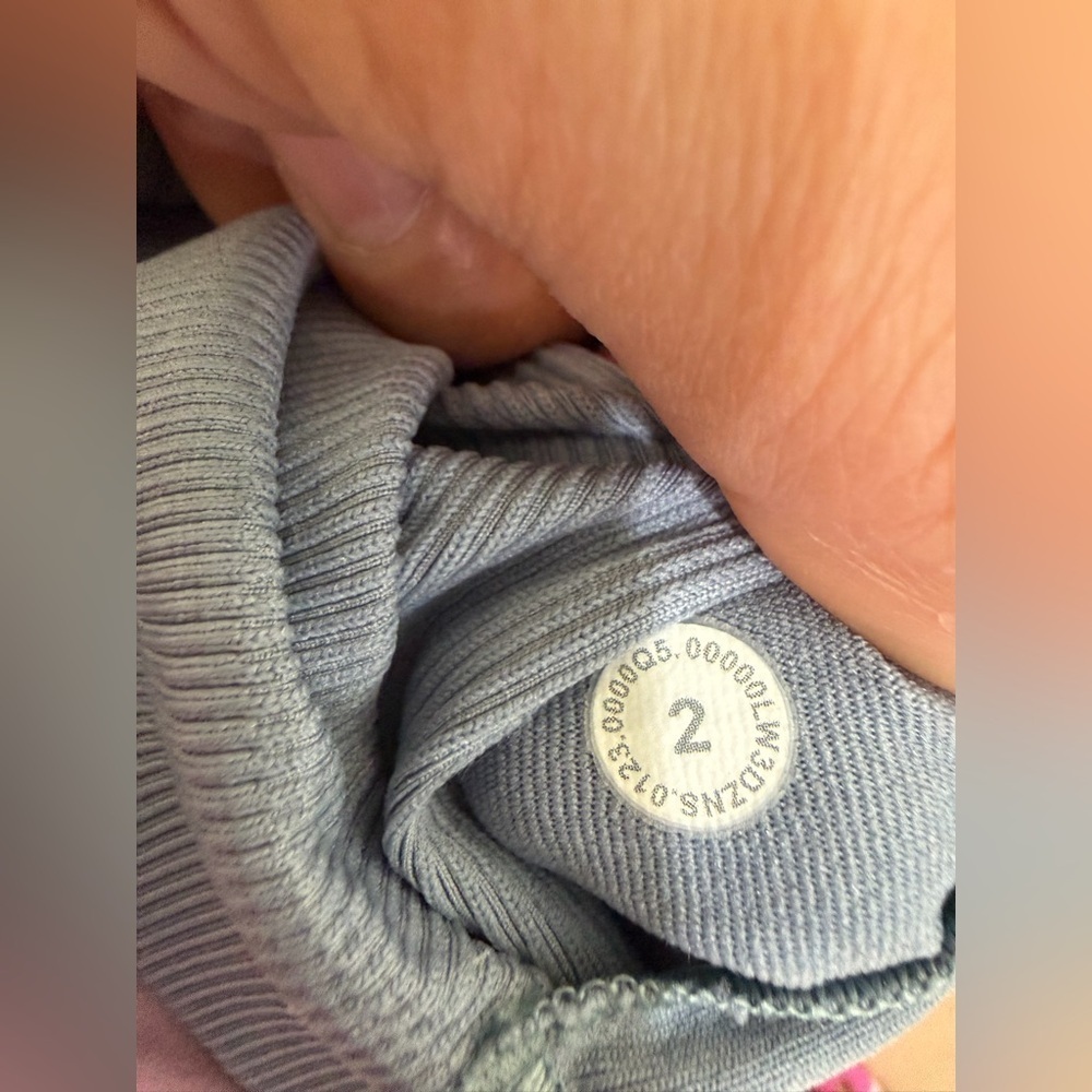 Lululemon Ebb to Street Long-Sleeve Shirt Chambray (Size 2) - Picture 10 of 10